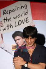Shahrukh Khan promotes My Name is Khan in Cinemax on 20th Feb 2010 (43).JPG