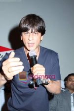 Shahrukh Khan promotes My Name is Khan in Fun Republic on 20th Feb 2010 (6).JPG