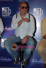 Vinay Pathak at The Blue Mug play press meet in Trident, Bandra on 19th Feb 2010 (14).JPG