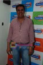 Boman Irani at Well done Abba starcast in Radio City, Bandra, Mumbai on 4th March 2010 (11).JPG