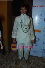Vivek Oberoi at Lakme Fashion Week Day 2 in Grand Hyatt, Mumbai on 6th March 2010 (2).JPG