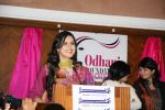 Zarine Khan at Muslim Women empowerment event organised by Odhani foundation in Nehru Centre on 7th March 2010 (26).JPG