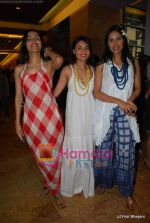 at Lakme Fashion Week 2010 Day 3 in Grand Hyatt, Mumbai on 7th March 2010 (192).JPG