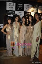 at Lakme Fashion Week 2010 Day 3 in Grand Hyatt, Mumbai on 7th March 2010 (82).JPG
