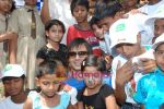 Vivek Oberoi meets Sneha Sadhan children in Andheri on 13th March 2010 (12).JPG