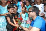 Vivek Oberoi meets Sneha Sadhan children in Andheri on 13th March 2010 (7).JPG