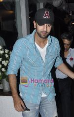 Ranbir Kapoor spotted in Bandra in Olive, Mumbai on 17th March 2010 (2).JPG