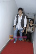 Vivek Oberoi at Dr Batra art exhibition in NCPA on 17th March 2010 (2).JPG