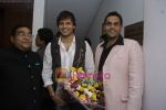 Vivek Oberoi at Dr Batra art exhibition in NCPA on 17th March 2010 (4).JPG