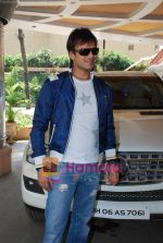 Vivek Oberoi at Prince film photo shoot in Sun N Sand on 17th March 2010 (11).JPG