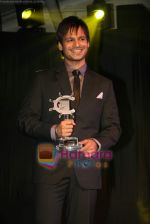Vivek Oberoi at Sailor Today Awards in Lalit Hotel on 19th March 2010 (26).JPG