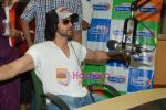 Hrithik Roshan at Radio City in Bandra on 24th March 2010 (6).JPG