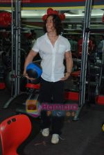 Tiger Shroff at the launch of  Snap 24-7 Gym in Malad, Near Croma on 29th March 2010 (3).JPG