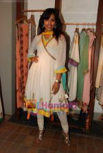 Deepti Gujral at Fuel summer collection preview in Fuel, Chowpatty on 5th April 2010 (38).JPG
