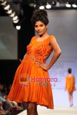 Model walks the ramp for Nisha Sagar in Dubai Fashion Week 2010 on 10th April 2010 (40).JPG