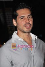 Dino Morea at the Launch of Crepe  Station in 7 Bungalows on 15th April 2010 (5).JPG