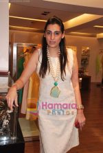 Mana Shetty at the Launch of Aza_s New Collections From I Bella, Malaga And Vivre in Mumbai on 27th April 2010 (2).JPG