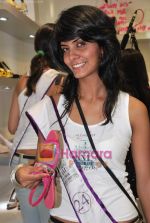 Miss Universe contestants - I am She visit Miss Sixty store in Palladium on 4th May 2010 (42).JPG