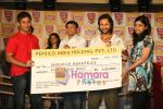 Saif Ali Khan launches Lays consumer co-created flavors in Taj President, Mumbai on 4th May 2010.JPG