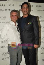 at Jean Claude Biguine Salon Launch with Lecoanet Hemant show in Mumbai in Kemps Corner on 6th May 2010 (57).JPG