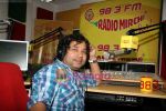 Kailash Kher at Radio Mirchi to launch new track Tere Liye in Lower Parel on 13th May 2010 (14).JPG
