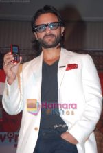 Saif Ali Khan launches Wyncom mobile in Trident on 20th May 2010 (13).JPG