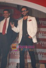 Saif Ali Khan launches Wyncom mobile in Trident on 20th May 2010 (9).JPG