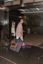 Salman Khan gears up for the Being Human show in Dubai at Mumbai Airport on 26th May 2010 (20).JPG