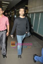 Karan Johar spotted at Mumbai International Airport on 27th May 2010 (10).JPG