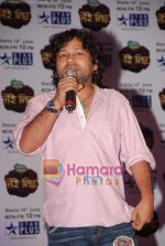 Kailash Kher at the launch of new serial on Star Plus Tere Liye in J W Marriott on 1st June 2010 (4).JPG