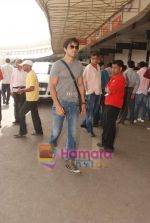 Sonu Sood leave for IIFA Colombo in Mumbai Airport on 1st June 2010  (3).JPG