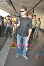 Neil Mukesh leave for IIFA Colombo in Mumbai Airport on 2nd June 2010 (8).JPG