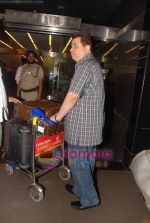 Ramesh Taurani leave for IIFA Colombo in Mumbai Airport on 2nd June 2010 (156).JPG