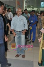 Mani Ratnam return after Hyderabad Raavan promotions in Mumbai on 14th July 2010 (2).JPG