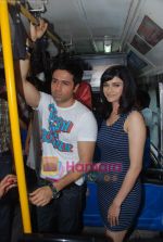 Emraan Hashmi, Prachi Desai travel by bus to promote Once upon a time in Mumbai in Curchgate, Mumbai on 29th July 2010 (32).JPG
