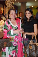 at Roohi Jaikishan hosts preview of Villeroy & Boch tableware in Churchgate on 30th July 2010 (51).JPG