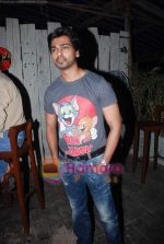 Nikhil Dwivedi at Barcode 53 launch by Hiten and Gauri Tejwani in Andheri on 6th Aug 2010 (3).JPG