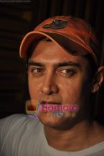 Aamir Khan at the special screening of Peepli Live  in Ketnav on 10th Aug 2010 (9).JPG