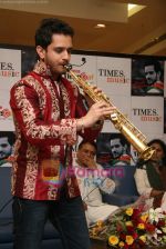 Raghav Sachar at the launch of Vande Mataram album in Reliance, Bandra on 13th Aug 2010 (20).JPG