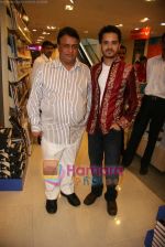Raghav Sachar at the launch of Vande Mataram album in Reliance, Bandra on 13th Aug 2010 (4).JPG