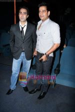 Ranvir Shorey, Manoj Bajpai at Emotional Atyachar music launch in Fun on 14th Aug 2010 (9).JPG