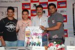Aamir Khan, Rajkumar Hirani, Madhavan, Sharman Joshi at 3 Idiots DVD launch in Grand Hyatt on 27th Aug 2010 (8).JPG