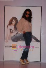 Kangana Ranaut at Lawman Jeans press meet in Four Seasons on 31st Aug 2010 (20).JPG