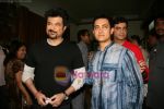 Anil Kapoor, Aamir Khan at Double dhamaal Launch in Mehboob Studio, Mumbai on 1st Sept 2010 (2).JPG