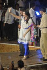 Karishma Kapoor at Worli Dahi Handi celebrations in worli, Mumbai on 2nd Sept 2010 (5).jpg