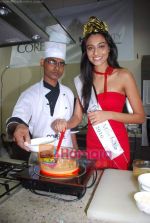Miss India Neha Hinge at World Kitchen in Malad on 6th Sept 2010 (4).JPG