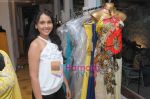 Suchitra Krishnamoorthy at ANJALEE & ARJUN KAPOOR FESTIVE COLLECTION PREVIEW 2010 in Olive, Mumbai on 7th Sept 2010 (28).jpg