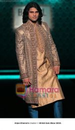 at Bridal Asia collection 2010  in New Delhi on 8th Sept 2010 (29).jpg