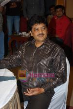 Udit Narayan at Ram Jethmalani_s bday in Ramada on 13th Sept 2010 (44).JPG