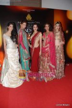Aanchal Kumar, Shonal Rawat at Amby Valley Bridal week with top designers in Sahara Star on 14th Sept 2010 (54).JPG